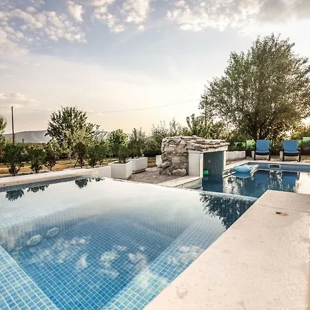 Melone Ferienhaus Lecevica